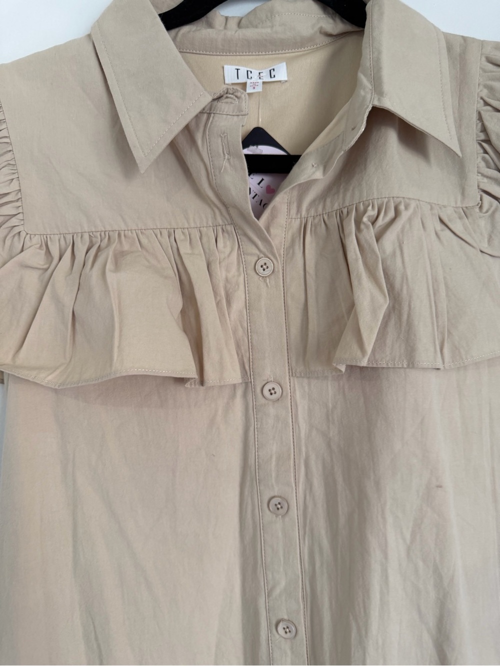 TCEC Beige Ruffle-Shoulder Button Front Mini Dress - Picture 2 of 3